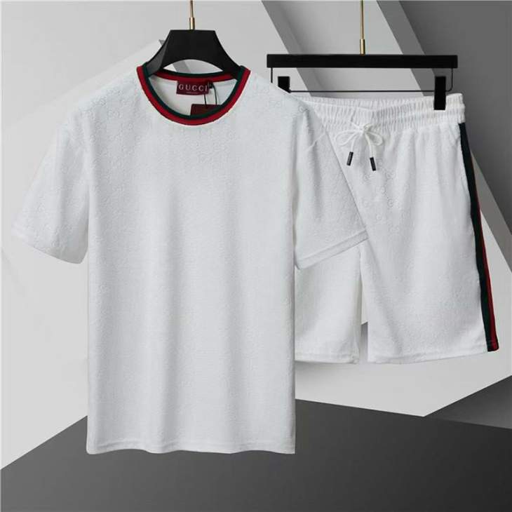 Picture of Gucci Shirt Pant Suits _SKUGucciM-3XL8qx8721830